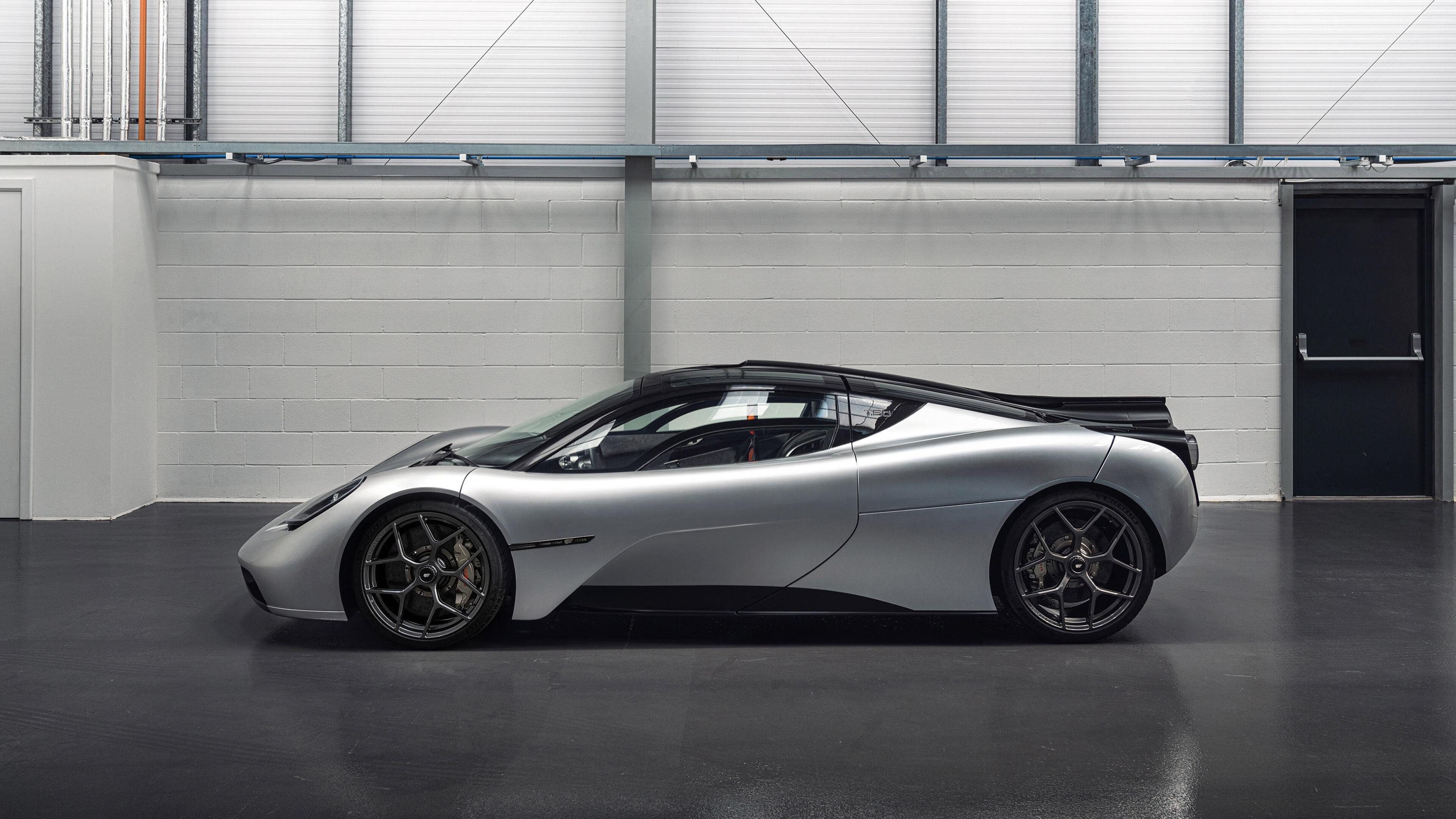 跨界的关键先生，当杜兰特的冷静映照德甲争冠夜